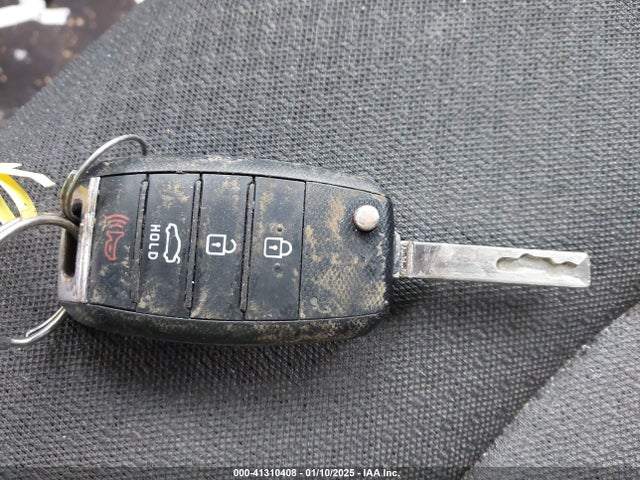5XXGT4L3XHG160948 KIA Optima Lx