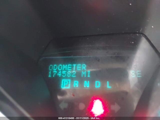 Chevrolet Traverse 2015 1GNKRGKD3FJ311858 Image 15