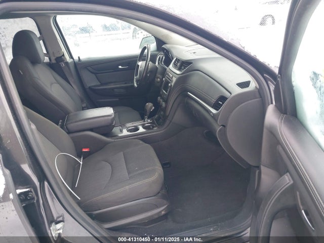 Chevrolet Traverse 2015 1GNKRGKD3FJ311858 Image 5