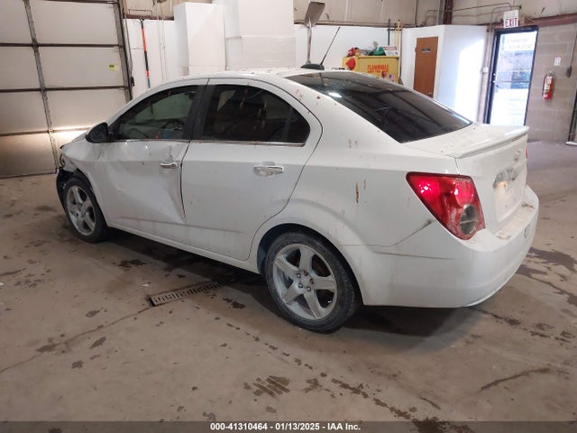 Chevrolet Sonic 2015 1G1JE5SB7F4121961 Image 3