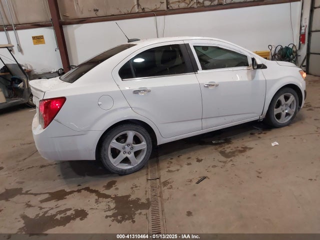 Chevrolet Sonic 2015 1G1JE5SB7F4121961 Image 4