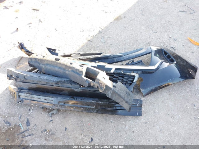 3KPFK4A78JE238629 KIA Forte