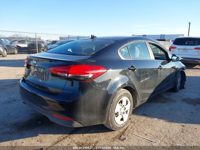 3KPFK4A78JE238629 KIA Forte