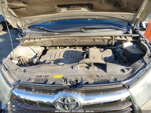5TDDKRFH8ES061808 Toyota Highlander