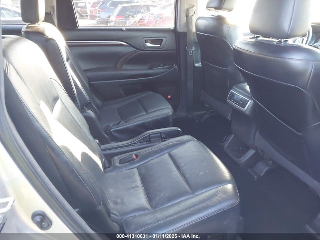 Toyota Highlander 2014 5TDDKRFH8ES061808 Image 8