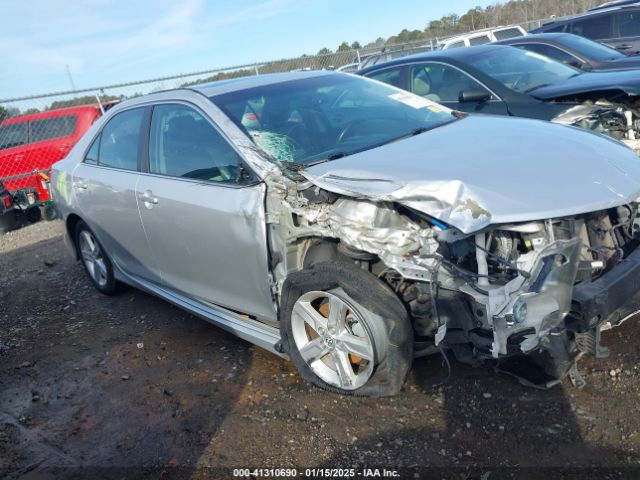 4T1BF1FK9EU860545 Toyota CAMRY SE