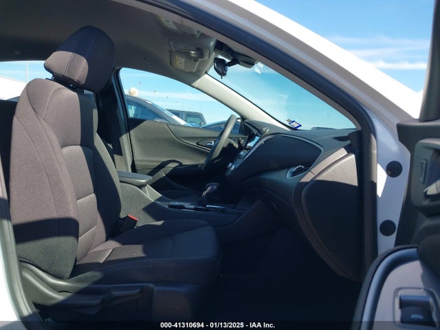 1G1ZD5ST7RF170603 Chevrolet Malibu