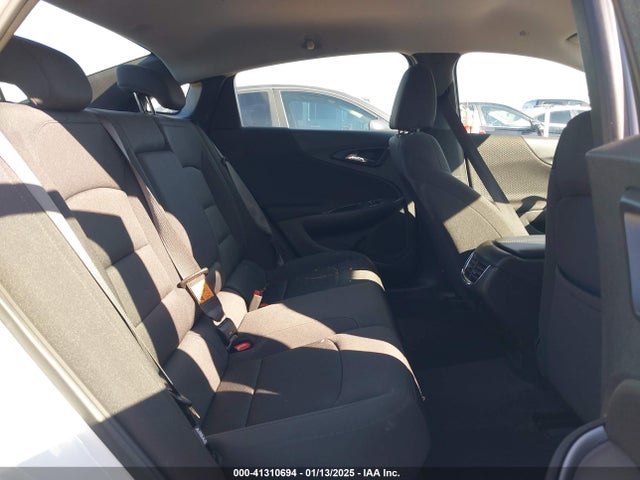 1G1ZD5ST7RF170603 Chevrolet Malibu