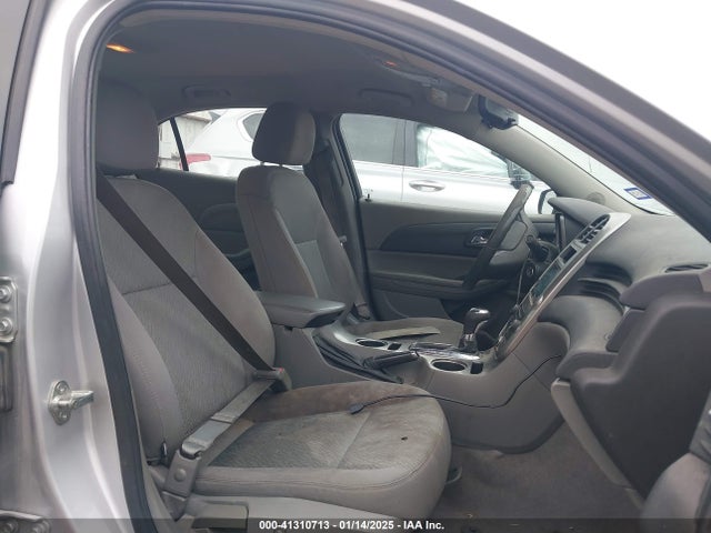 1G11B5SL3FF112678 Chevrolet Malibu