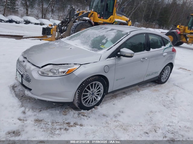 Ford FOCUS ELECTRIC 2016 1FADP3R45GL388281 Image 2