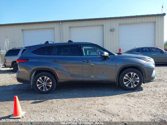 5TDGZRBH2NS596664 Toyota Highlander