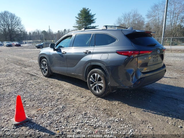 5TDGZRBH2NS596664 Toyota Highlander
