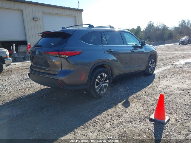 5TDGZRBH2NS596664 Toyota Highlander