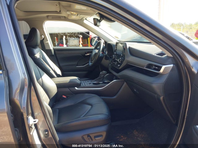 5TDGZRBH2NS596664 Toyota Highlander