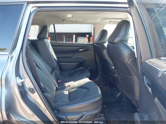 5TDGZRBH2NS596664 Toyota Highlander