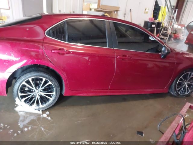 4T1B11HK5JU618180 Toyota CAMRY SE