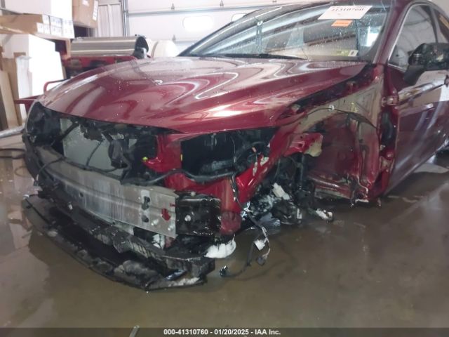 4T1B11HK5JU618180 Toyota CAMRY SE