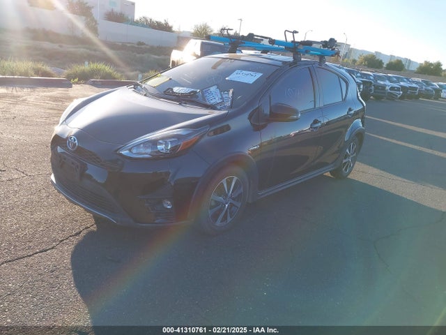 JTDKDTB37J1605828 Toyota PRIUS C