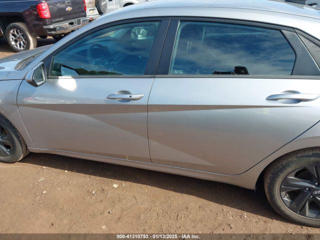 5NPLM4AG8PH103927 Hyundai Elantra