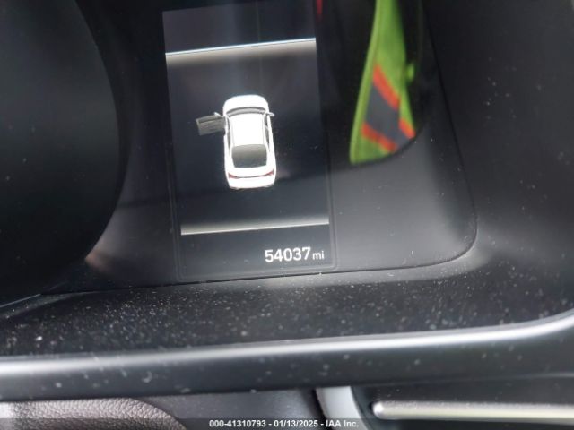 5NPLM4AG8PH103927 Hyundai Elantra
