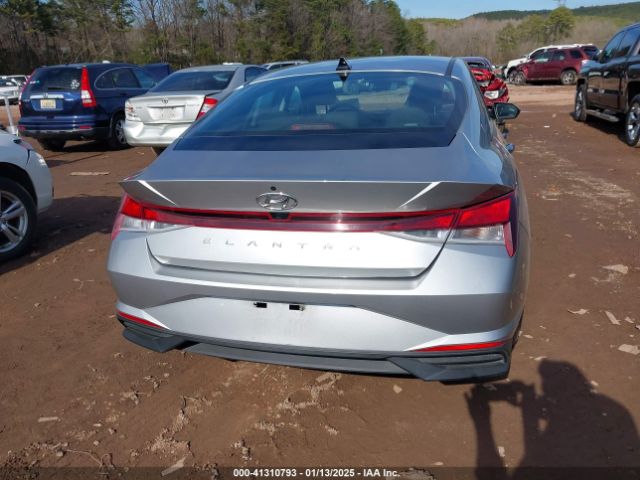5NPLM4AG8PH103927 Hyundai Elantra