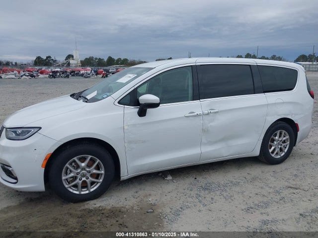 Chrysler Pacifica 2023 2C4RC1BG3PR559671 Image 6