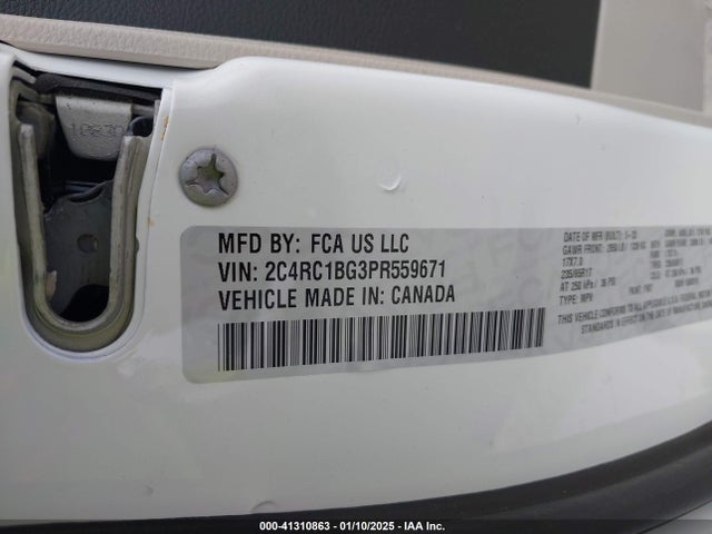 Chrysler Pacifica 2023 2C4RC1BG3PR559671 Image 9