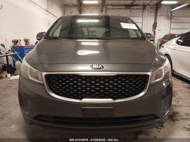 KNDMB5C17F6062658 KIA SEDONA LX