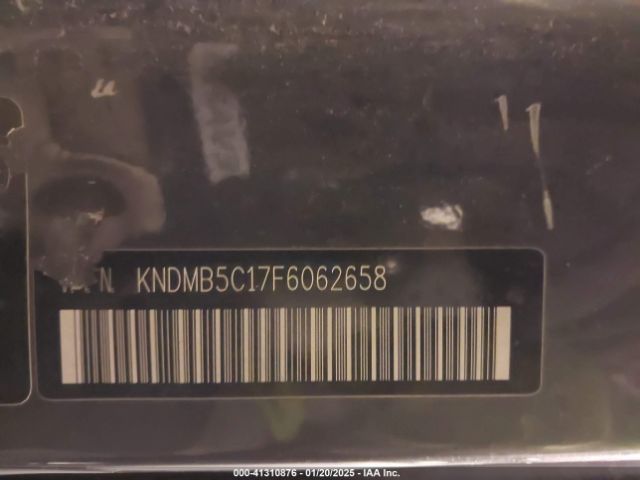 KNDMB5C17F6062658 KIA SEDONA LX