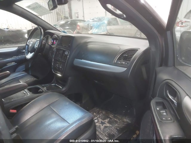 2C4RDGEG6KR610584 Dodge Grand Caravan