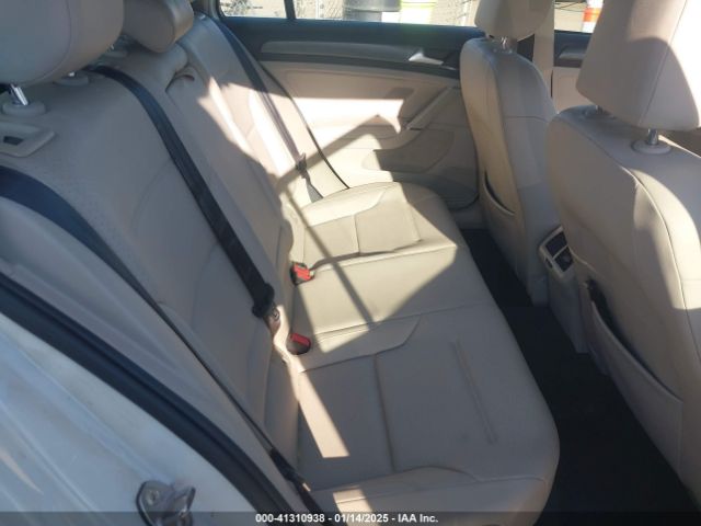 3VWY57AU1KM507386 Volkswagen Golf Sportwagen 1.4t S/1.4t Se