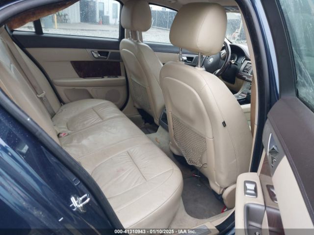 2009 JAGUAR XF SAJWA05B99HR33753 Photo 7