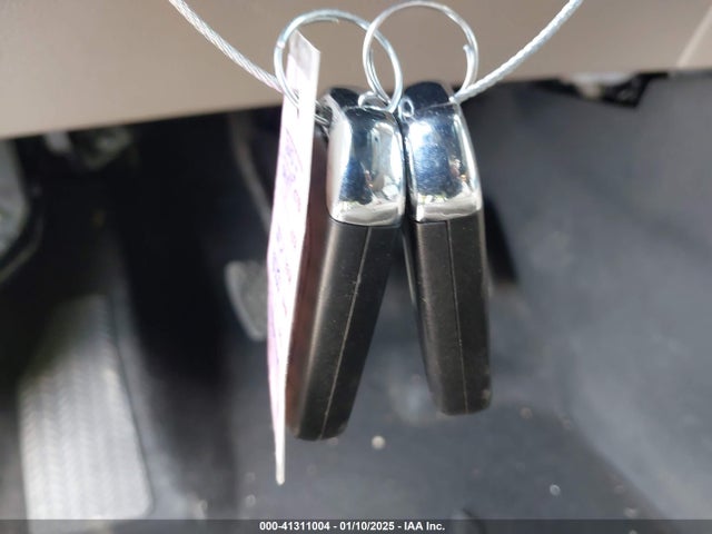 5FNYF5H98HB029647 Honda Pilot