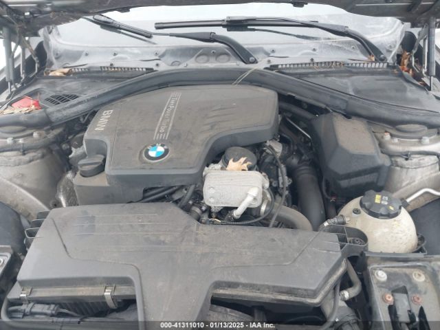 2016 BMW 3 SERIES WBA8E3G5XGNT79526 Photo 9