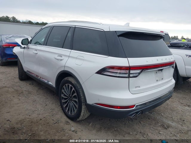Lincoln Aviator 2023 5LM5J7XC4PGL10240 Image 3