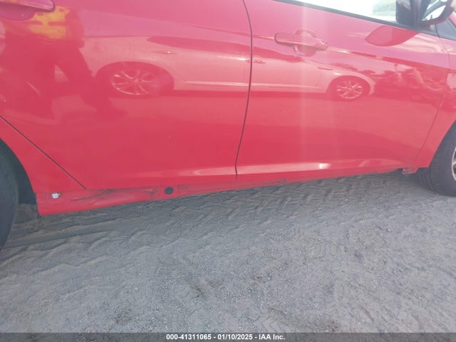 Ford Focus 2015 1FADP3K28FL223445 Image 12