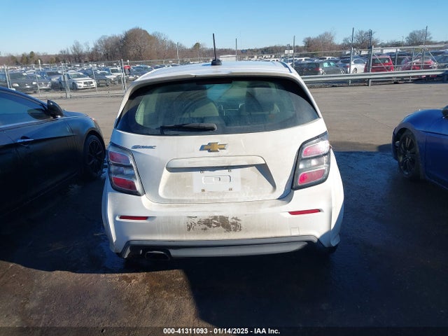 Chevrolet Sonic 2017 1G1JG6SH9H4160400 Image 16