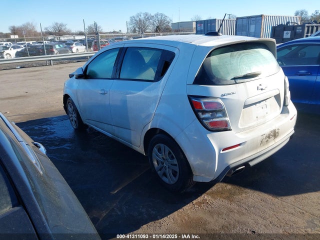 Chevrolet Sonic 2017 1G1JG6SH9H4160400 Image 3