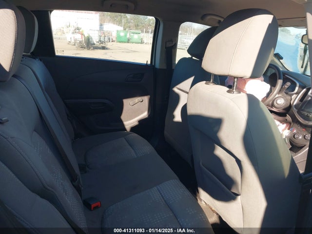 Chevrolet Sonic 2017 1G1JG6SH9H4160400 Image 8