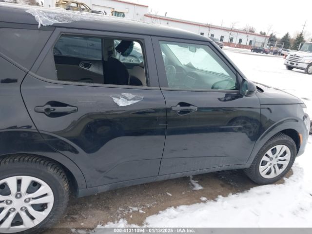 KNDJ23AU9M7125058 KIA SOUL LX