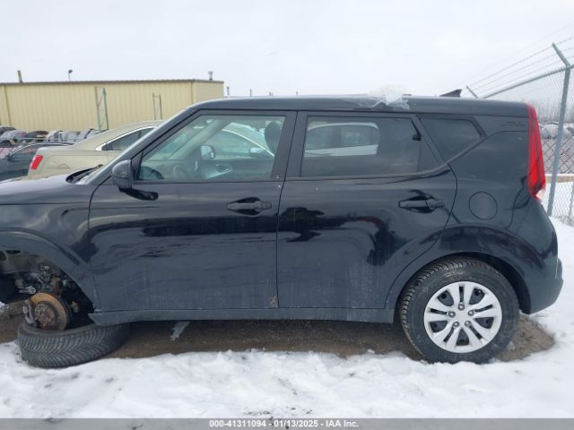 KNDJ23AU9M7125058 KIA SOUL LX