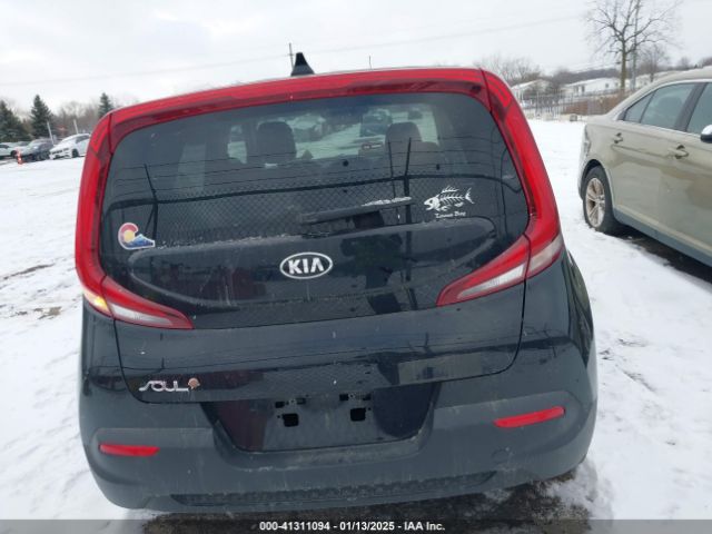 KNDJ23AU9M7125058 KIA SOUL LX