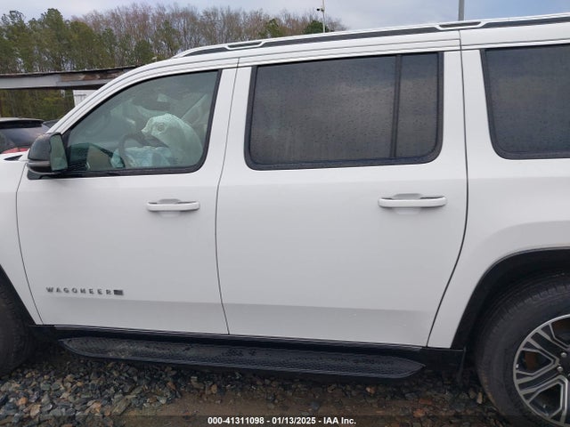 Jeep Wagoneer L 2024 1C4SJRBP5RS106675 Image 14