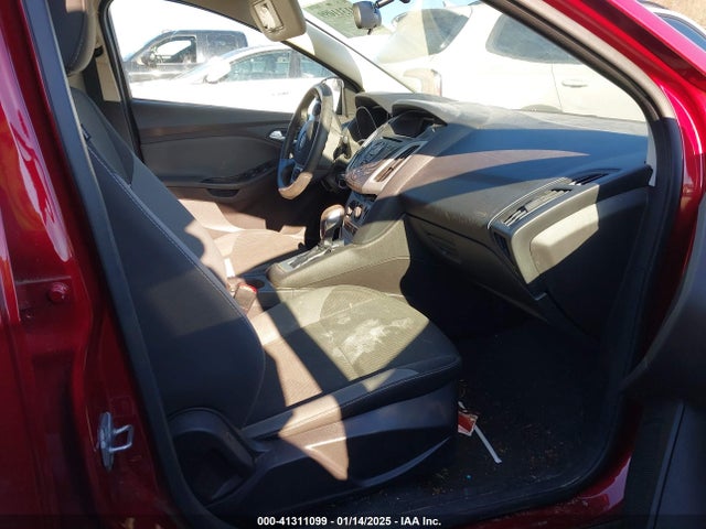 Ford Focus 2014 1FADP3F29EL171865 Image 5