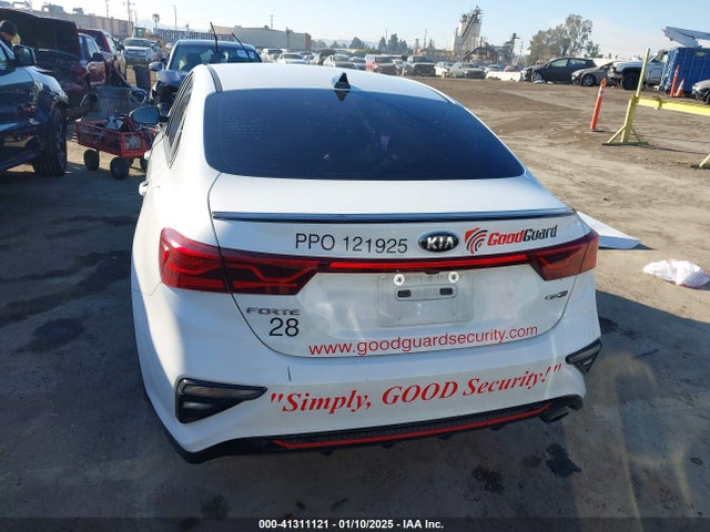 3KPF34AD8ME309254 KIA Forte Gt-line