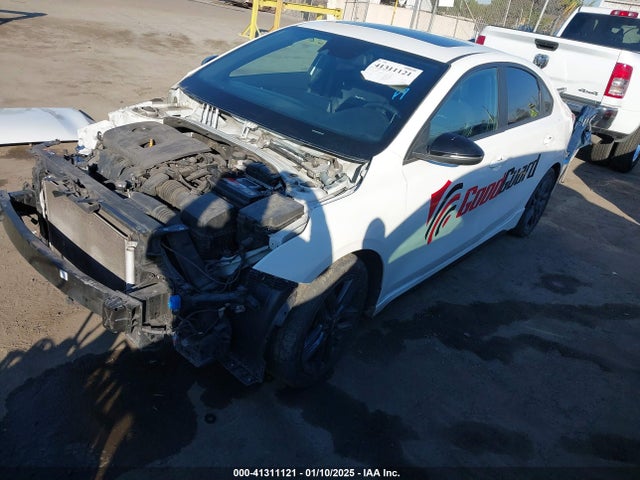 3KPF34AD8ME309254 KIA Forte Gt-line