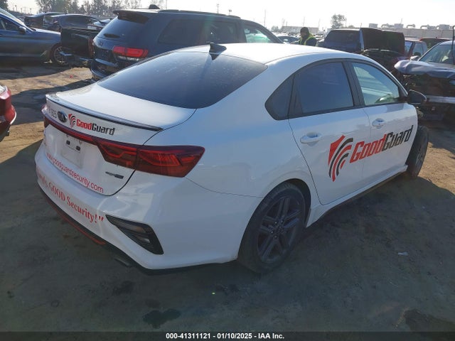 3KPF34AD8ME309254 KIA Forte Gt-line