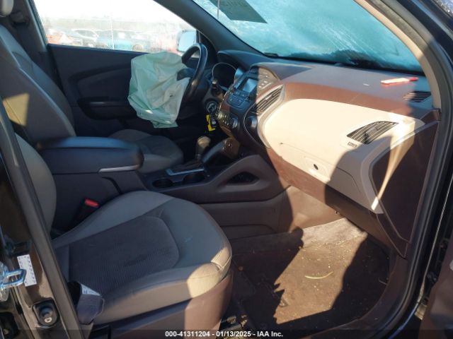 KM8JU3AG3FU102783 Hyundai Tucson