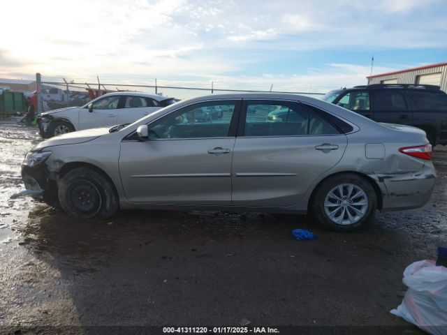 4T1BF1FK1HU686149 Toyota Camry