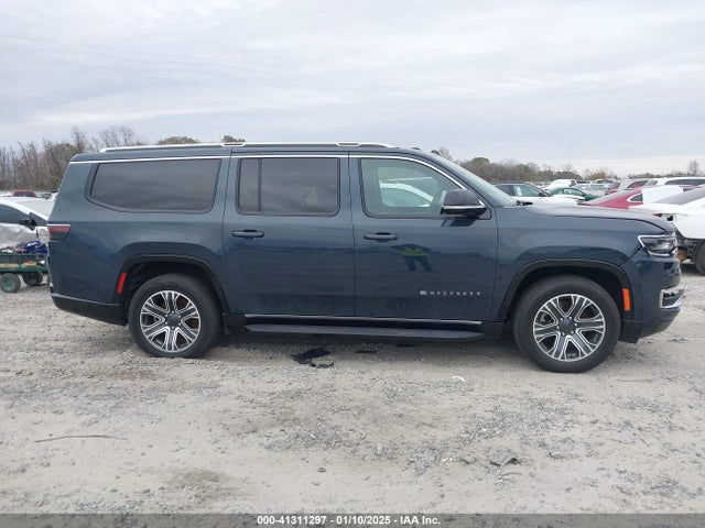 Jeep Wagoneer L 2024 1C4SJSBP2RS102039 Image 13